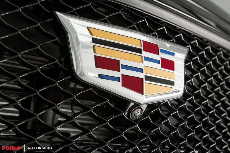 Cadillac Escalade — миниатюра 28