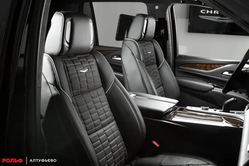 Cadillac Escalade — миниатюра 34