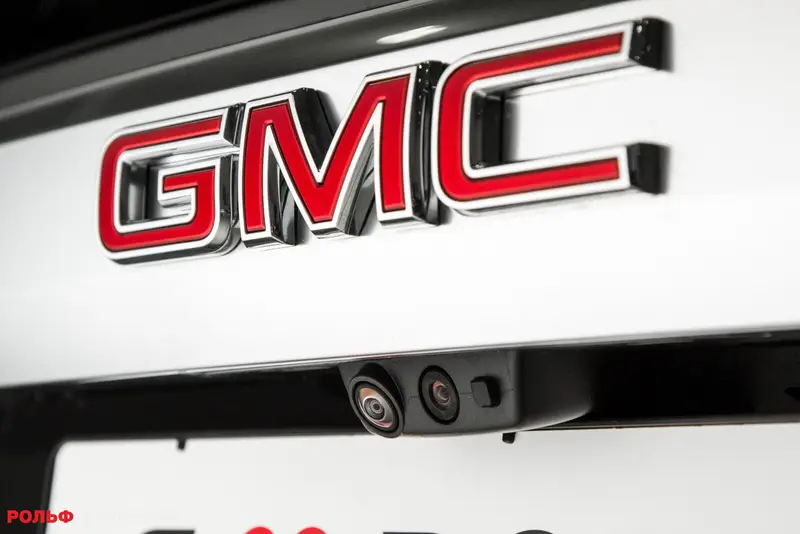 GMC Yukon — миниатюра 16