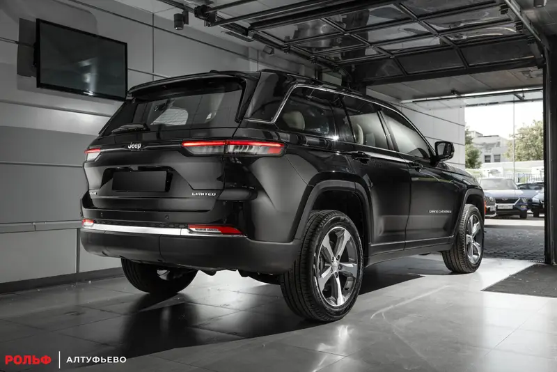 Jeep Grand Cherokee — миниатюра 2