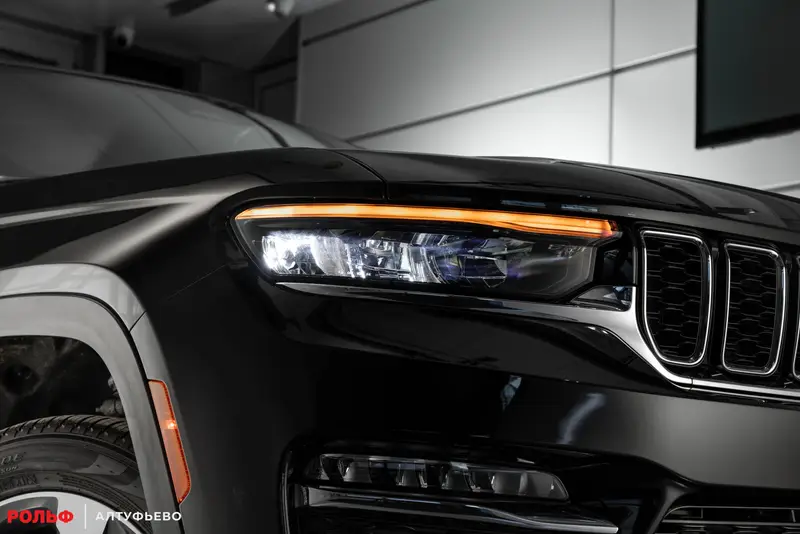 Jeep Grand Cherokee — миниатюра 3