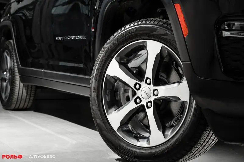 Jeep Grand Cherokee — миниатюра 6