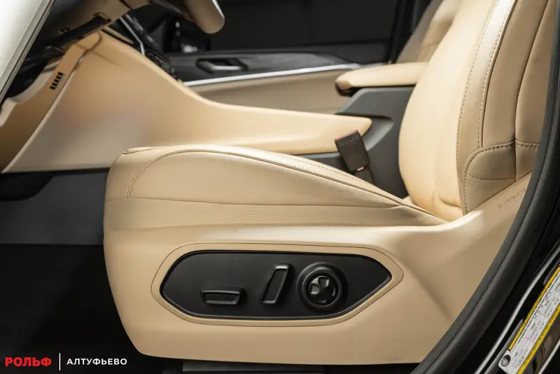 Jeep Grand Cherokee — миниатюра 12
