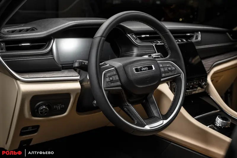 Jeep Grand Cherokee — миниатюра 24