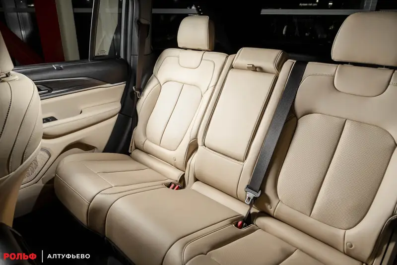 Jeep Grand Cherokee — миниатюра 35