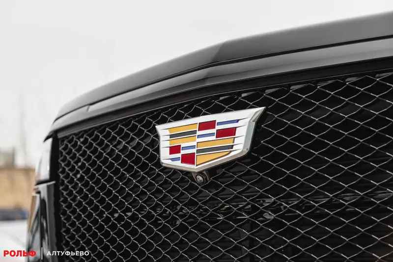 Cadillac Escalade — миниатюра 14