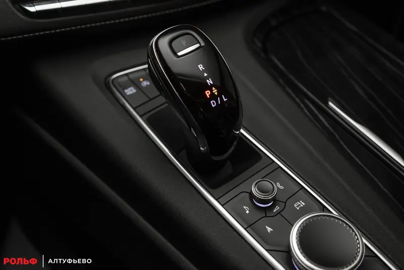 Cadillac Escalade — миниатюра 18