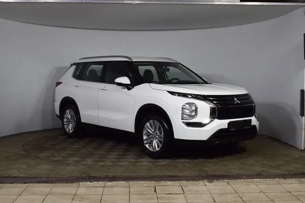 Mitsubishi Outlander — миниатюра 3