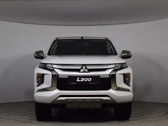 Mitsubishi L200 — миниатюра 9