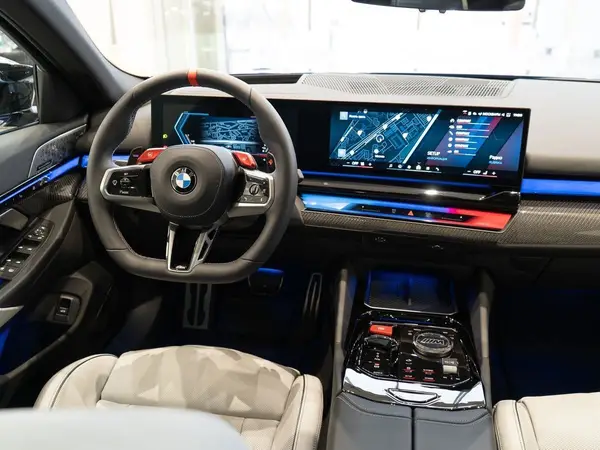 BMW M5 — миниатюра 34