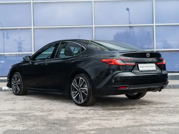 Toyota Camry — миниатюра 26