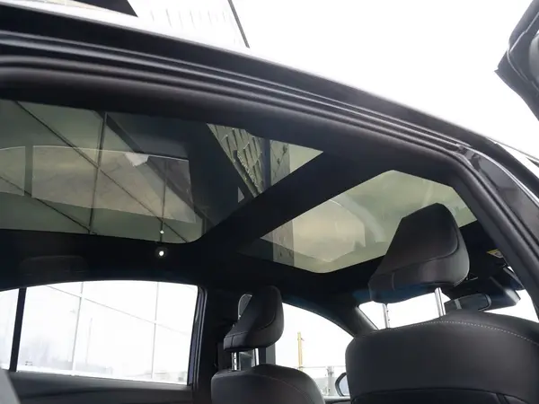 Toyota Camry — миниатюра 16
