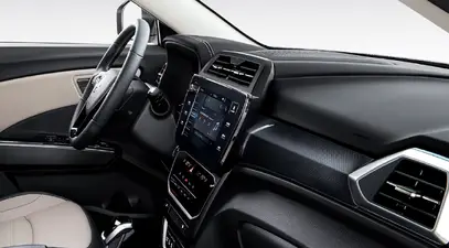 KGM Tivoli — миниатюра 5