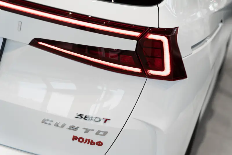 Hyundai Custo — миниатюра 16