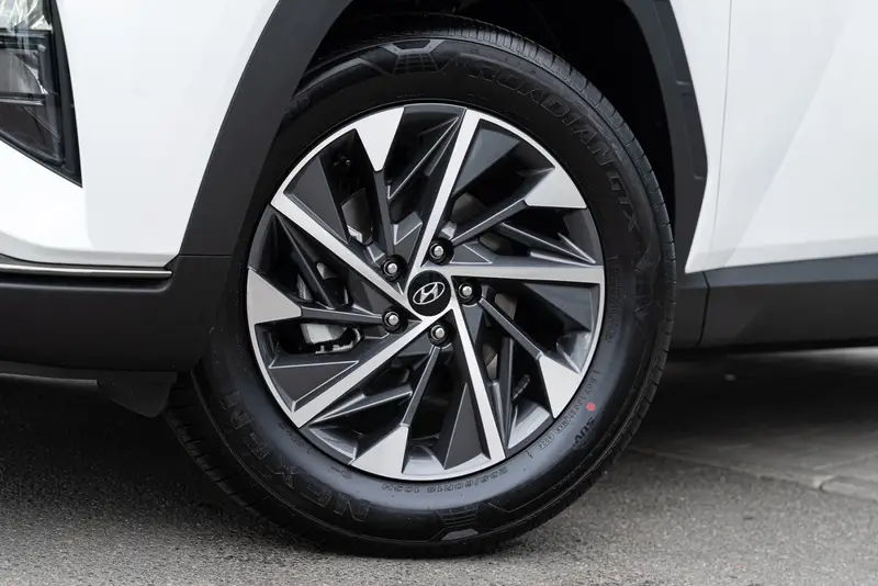 Hyundai Tucson — миниатюра 16