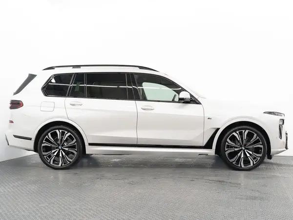 BMW X7 — миниатюра 38