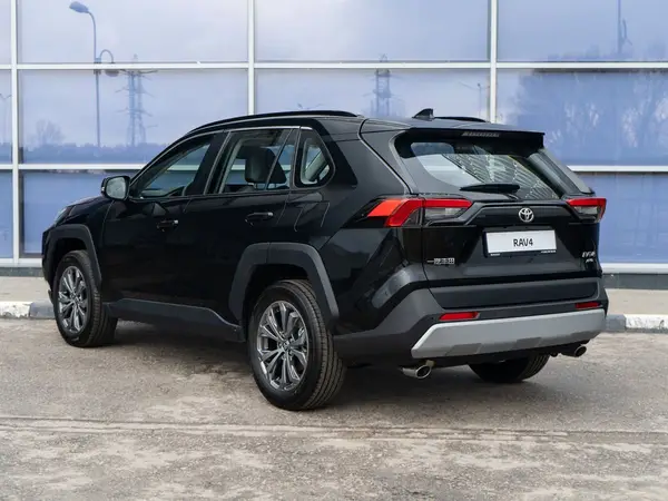 Toyota RAV4 — миниатюра 7