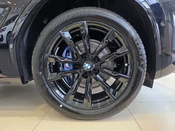 BMW X4 — миниатюра 8