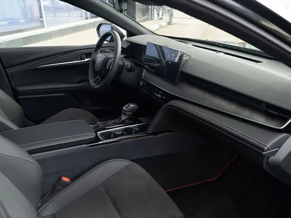Toyota Camry — миниатюра 34