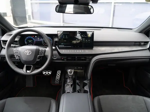 Toyota Camry — миниатюра 36