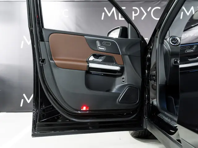 Mercedes-Benz GLB — миниатюра 14