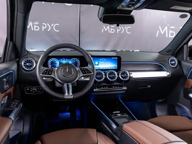 Mercedes-Benz GLB — миниатюра 7