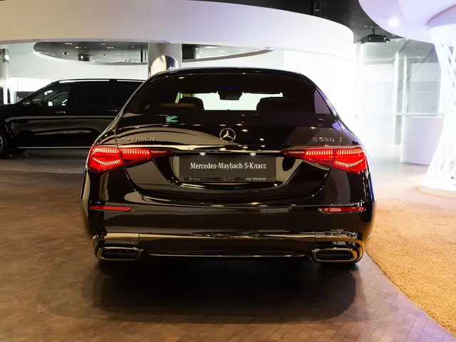Mercedes-Benz Maybach S-Класс — миниатюра 5