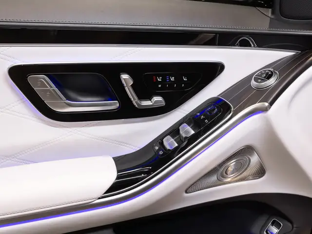 Mercedes-Benz Maybach S-Класс — миниатюра 19