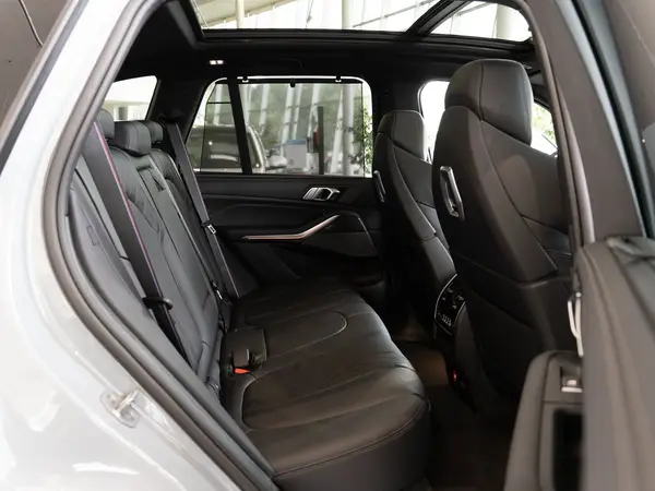 BMW X5 — миниатюра 38