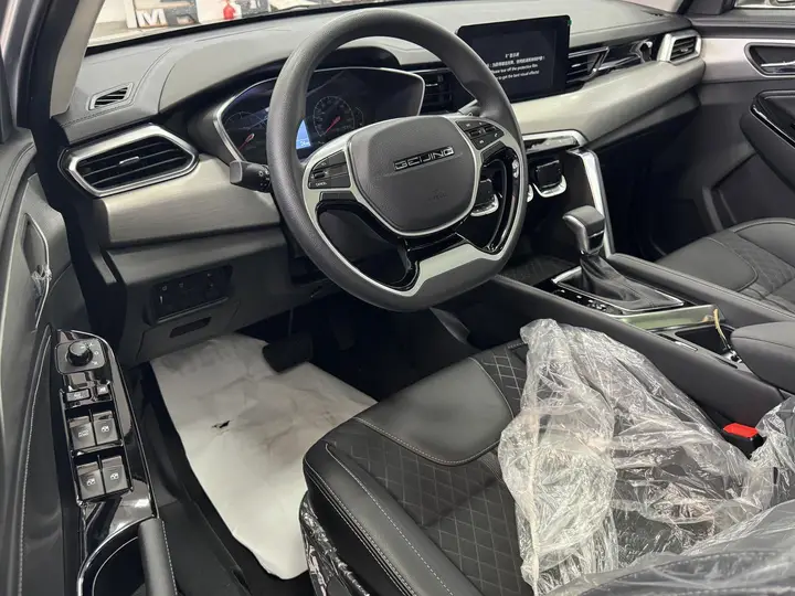 BAIC X35 — миниатюра 6