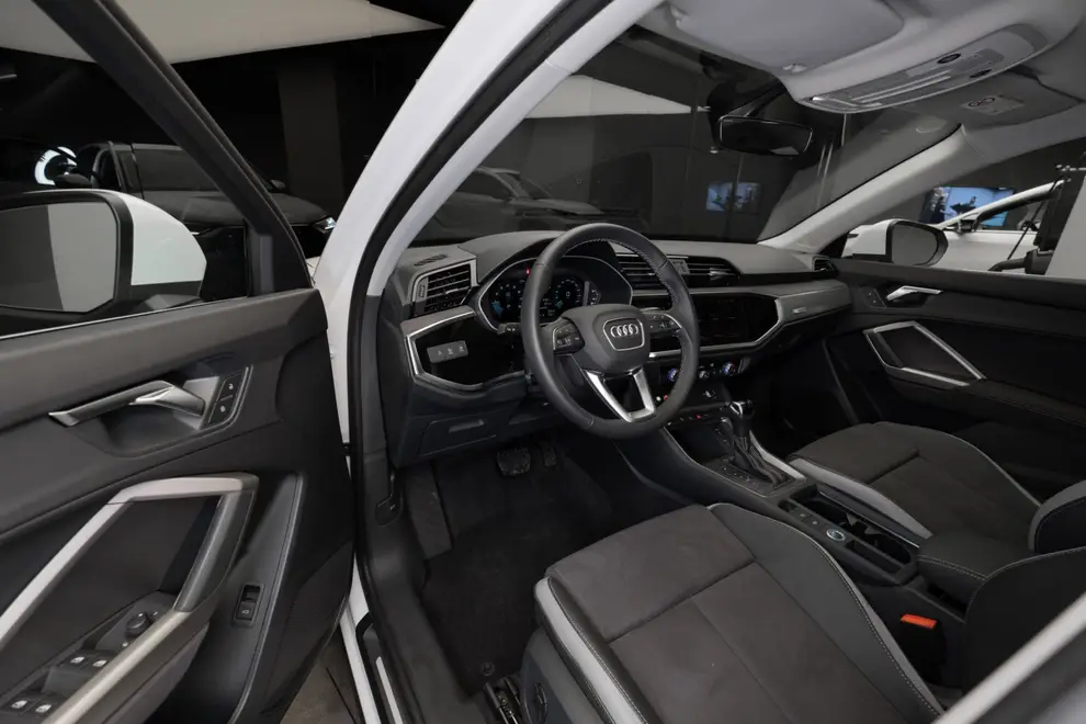 Audi Q3 — миниатюра 11