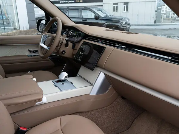 Land Rover Range Rover — миниатюра 13