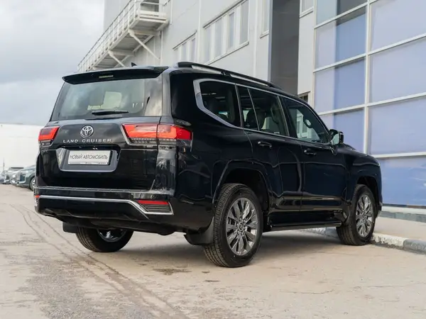 Toyota Land Cruiser — миниатюра 8