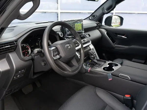 Toyota Land Cruiser — миниатюра 13