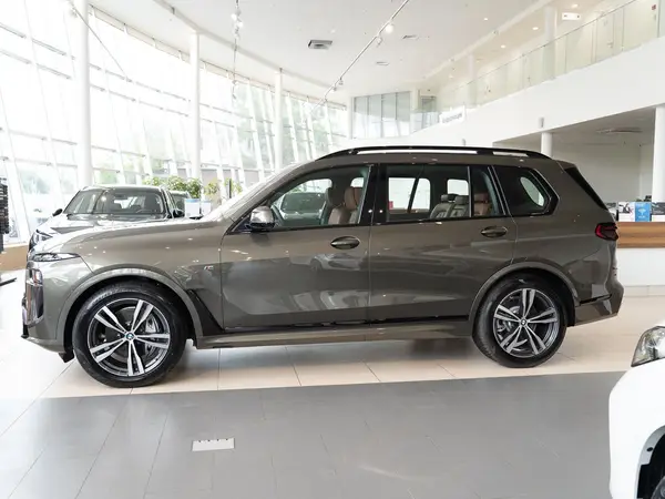 BMW X7 — миниатюра 22