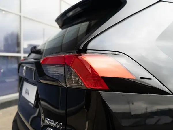 Toyota RAV4 — миниатюра 13