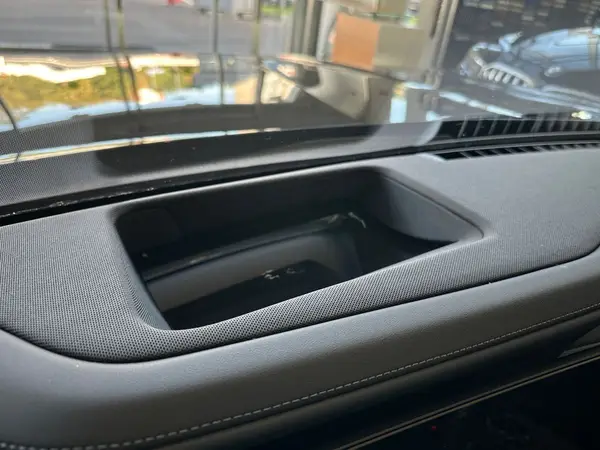 BMW 7 серия — миниатюра 12