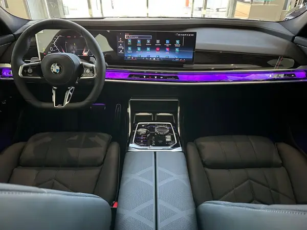 BMW 7 серия — миниатюра 19