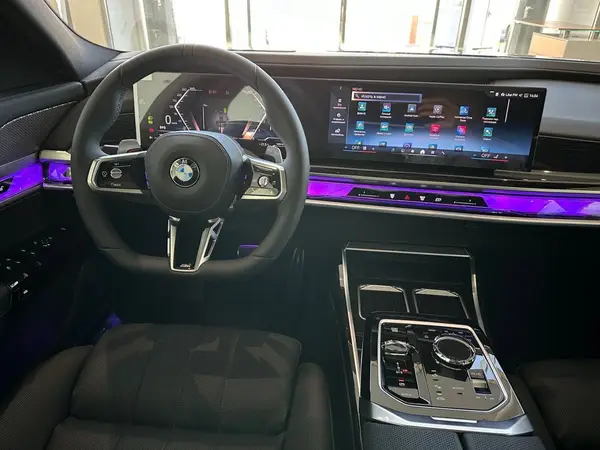 BMW 7 серия — миниатюра 20