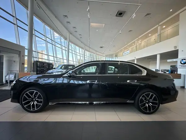 BMW 7 серия — миниатюра 25