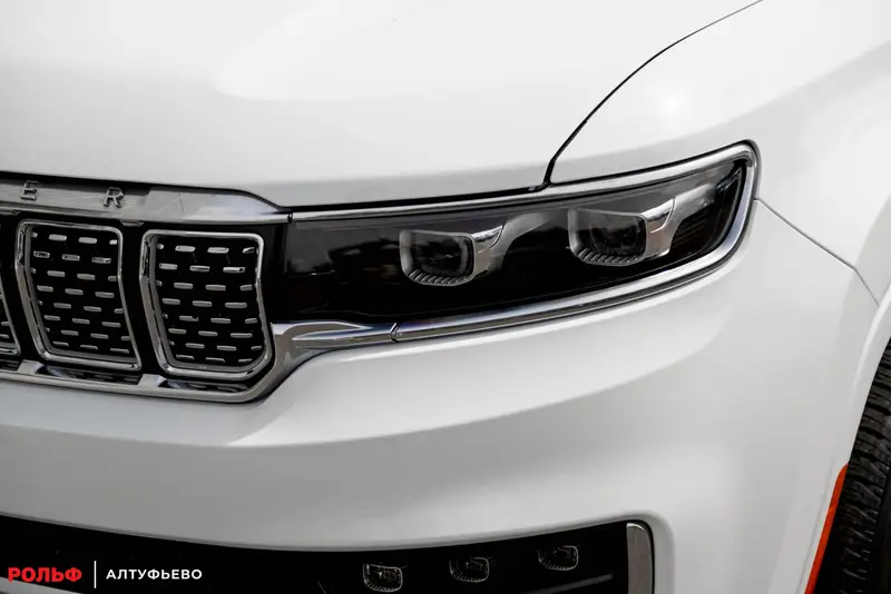 Jeep Wagoneer — миниатюра 5