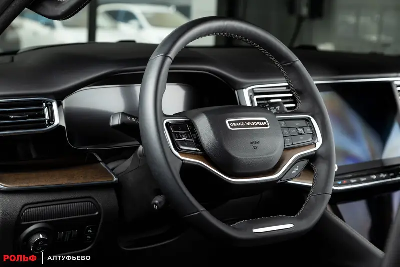 Jeep Wagoneer — миниатюра 18