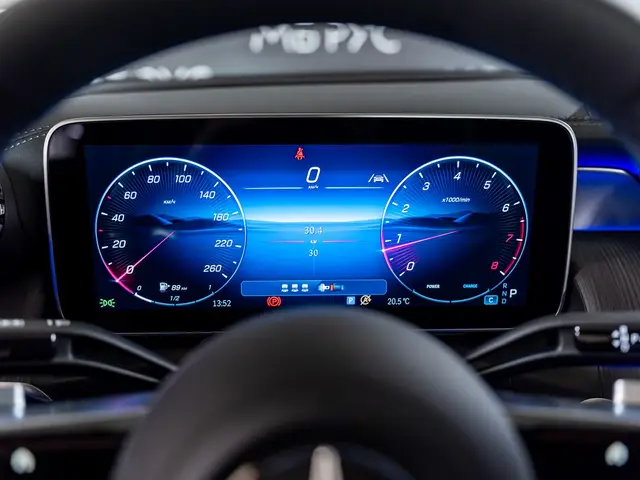 Mercedes-Benz GLC Coupe — миниатюра 36