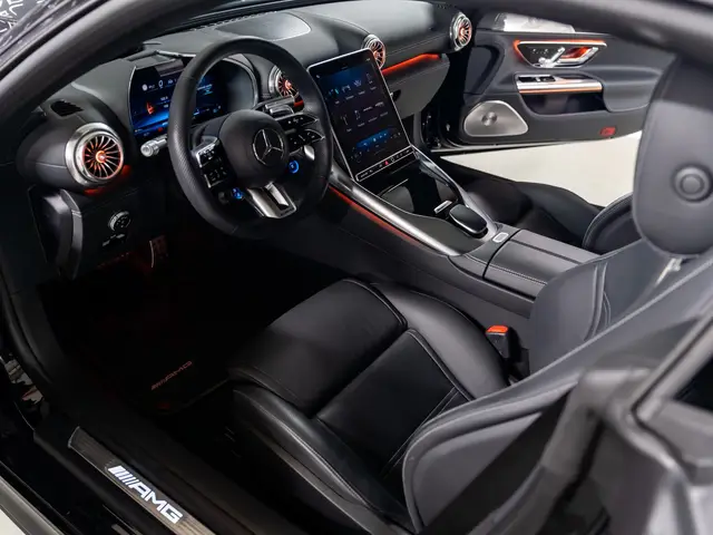 Mercedes-Benz AMG GT — миниатюра 12