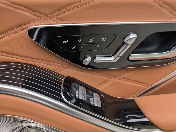 Mercedes-Benz Maybach S-Класс — миниатюра 30