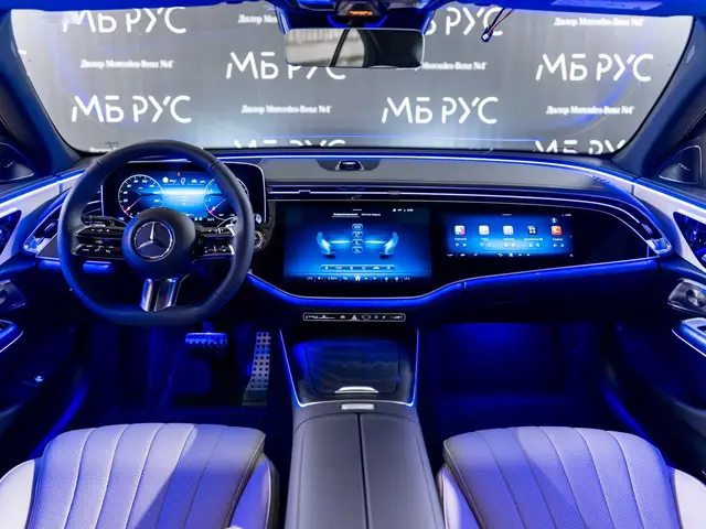 Mercedes-Benz E-Класс — миниатюра 5