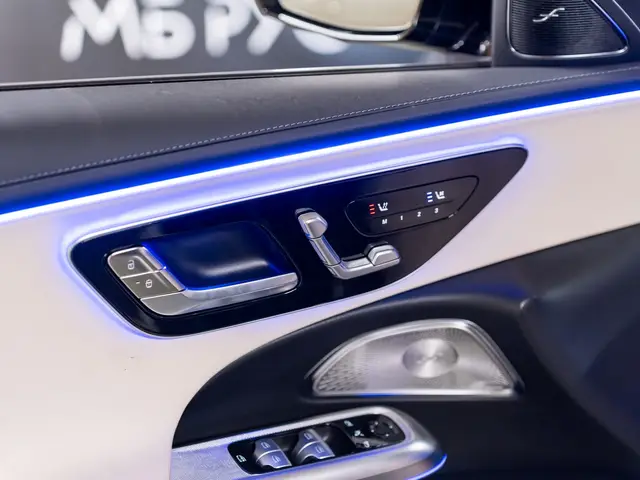 Mercedes-Benz E-Класс — миниатюра 14
