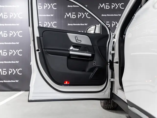 Mercedes-Benz GLA — миниатюра 12