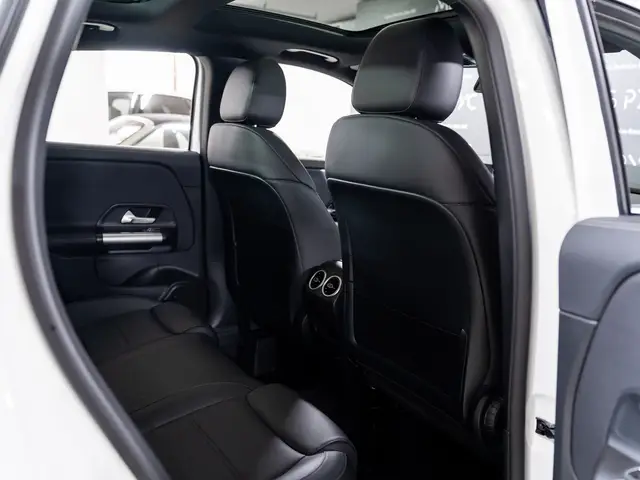Mercedes-Benz GLA — миниатюра 9