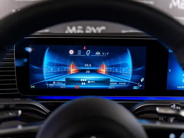 Mercedes-Benz GLS AMG — миниатюра 17